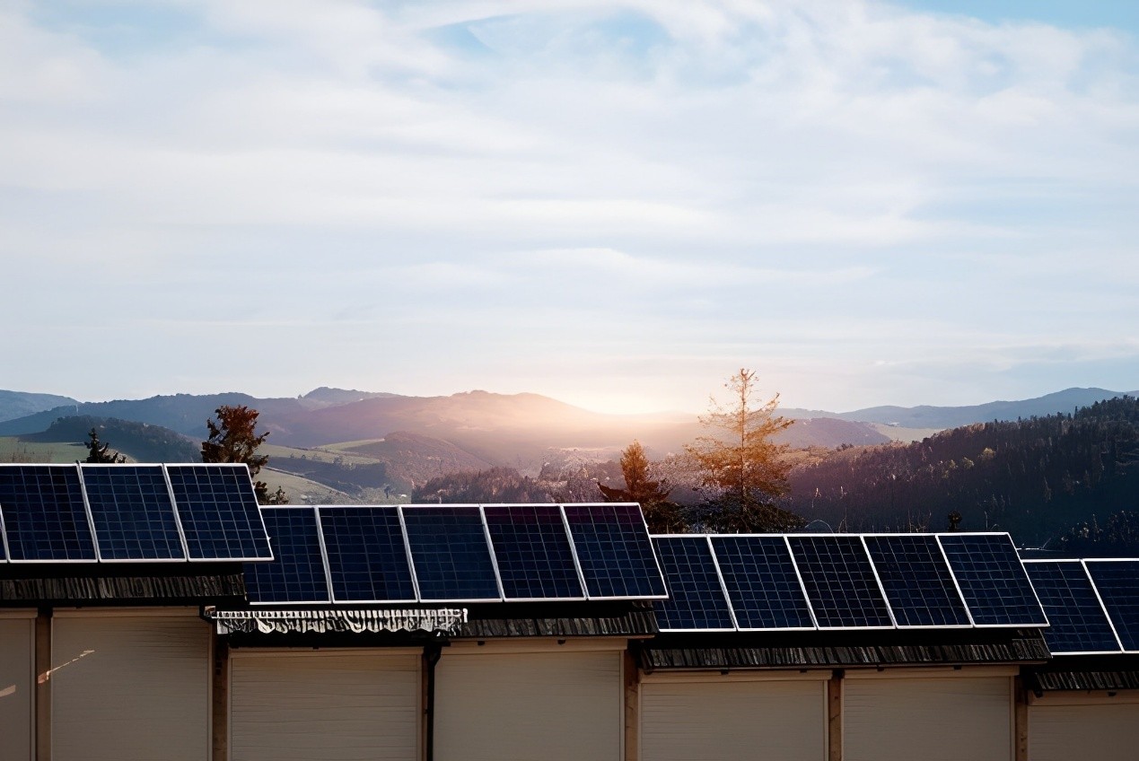 Commercial Solar ROI: How Much Can Southern California Businesses Really Save?